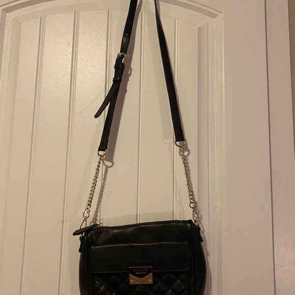 Guess bag - Picture 4 of 4